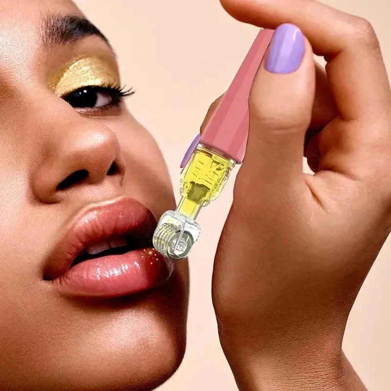 LipNourish · Micro-rodillo 2 en 1 con suero (105 agujas)